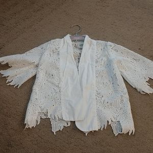 3t white lacey kimono.